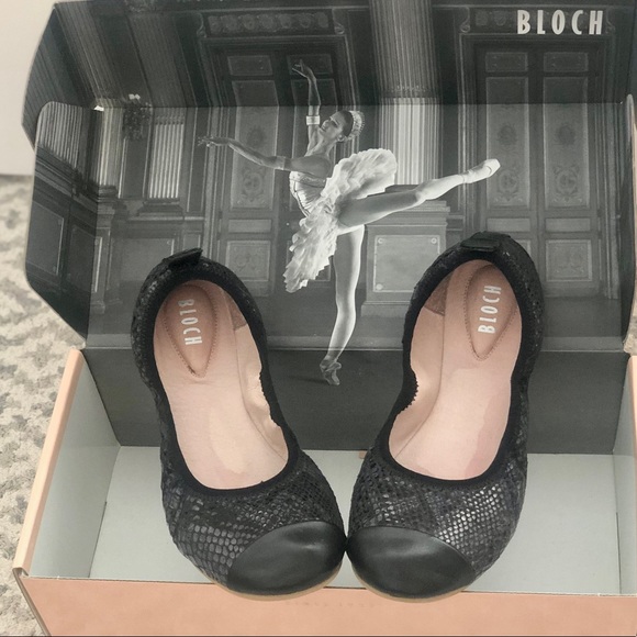 Bloch Snakeskin Everyday Flats - Picture 2 of 4